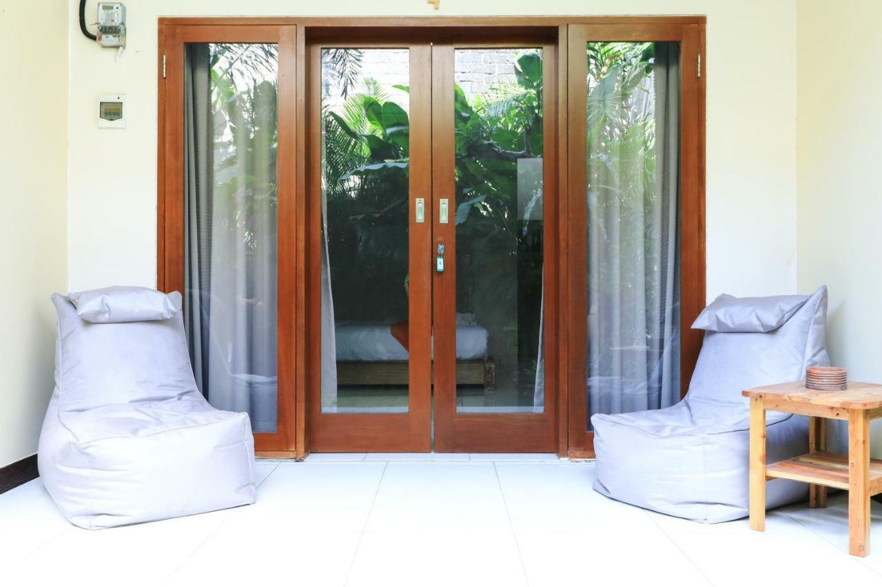 Kubu Kenak Guesthouse Seminyak Esterno foto