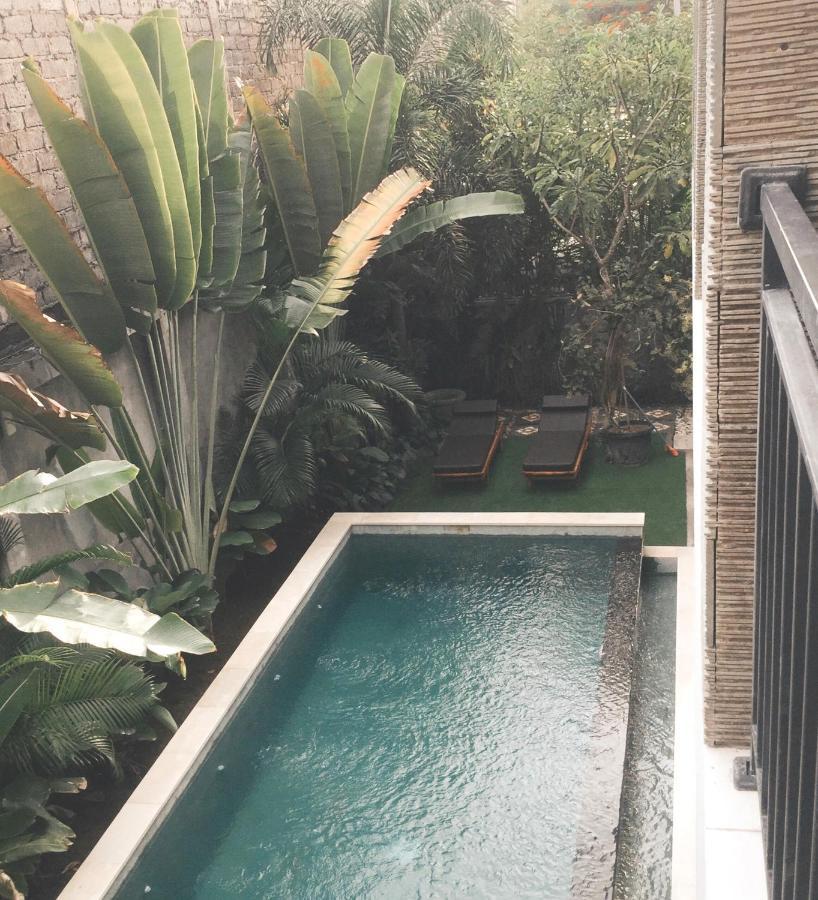 Kubu Kenak Guesthouse Seminyak Esterno foto